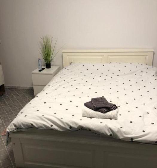 بنسيون Camere In Regim Hotelier