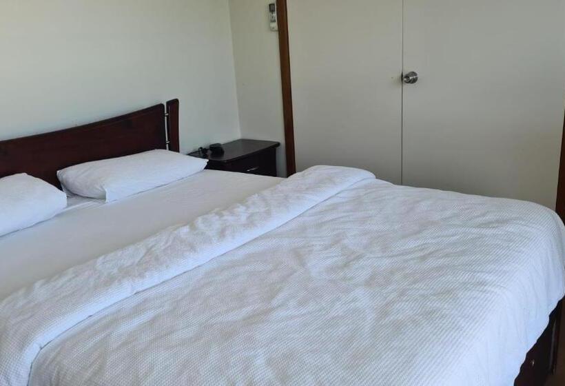 بنسيون Clayton Living Town House At Monash Doorstep