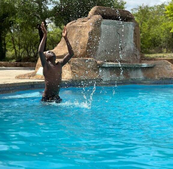 ペンション Dee Park Entertainment Centre