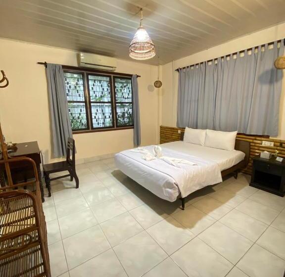 بنسيون Ecran Riverfront Guesthouse