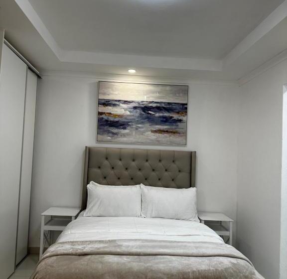 بنسيون Fradel Lagoon Holiday Unit