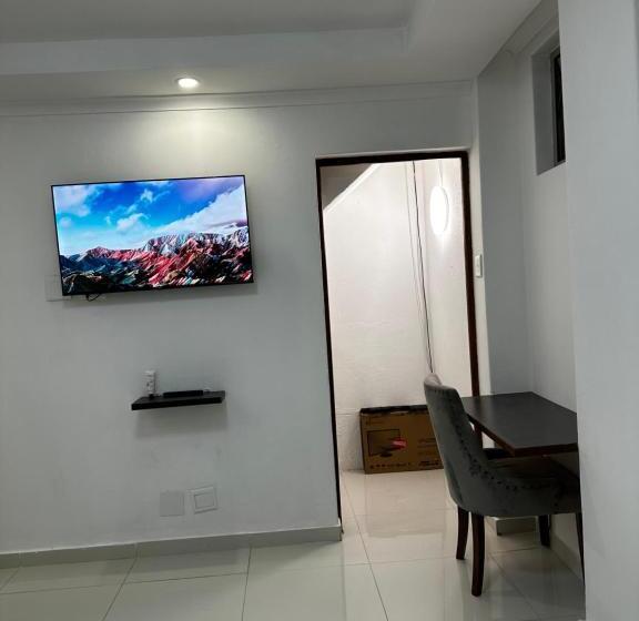 بنسيون Fradel Lagoon Holiday Unit