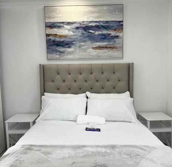 بنسيون Fradel Lagoon Holiday Unit