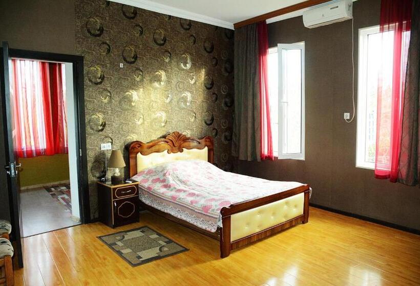 پانسیون Guesthouse Lasha