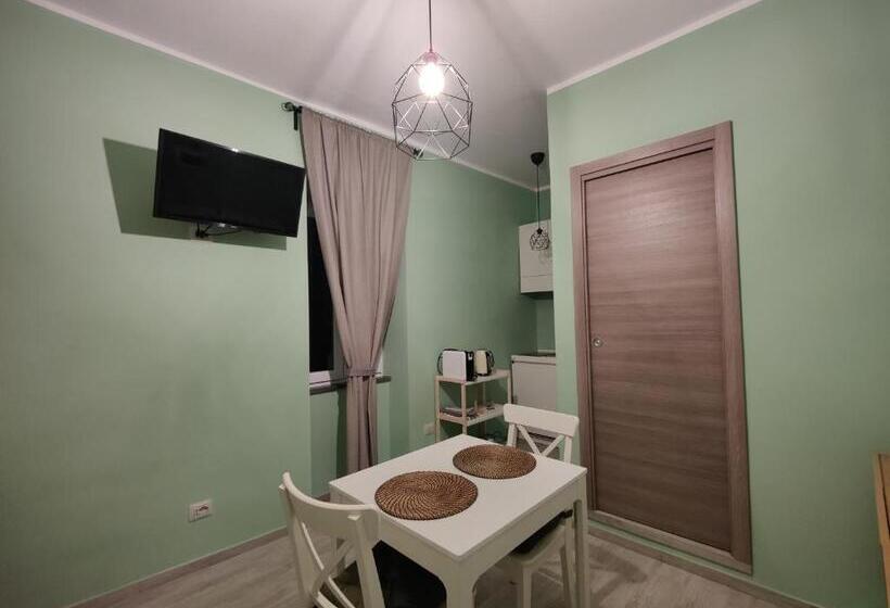 پانسیون Il Vicoletto Holiday Rooms