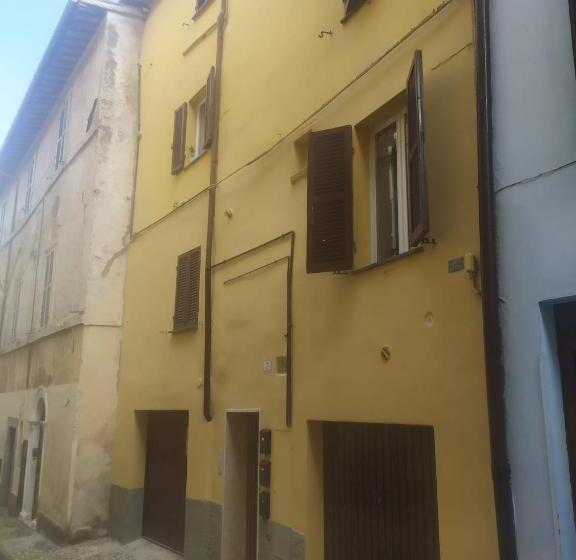 پانسیون Il Vicoletto Holiday Rooms