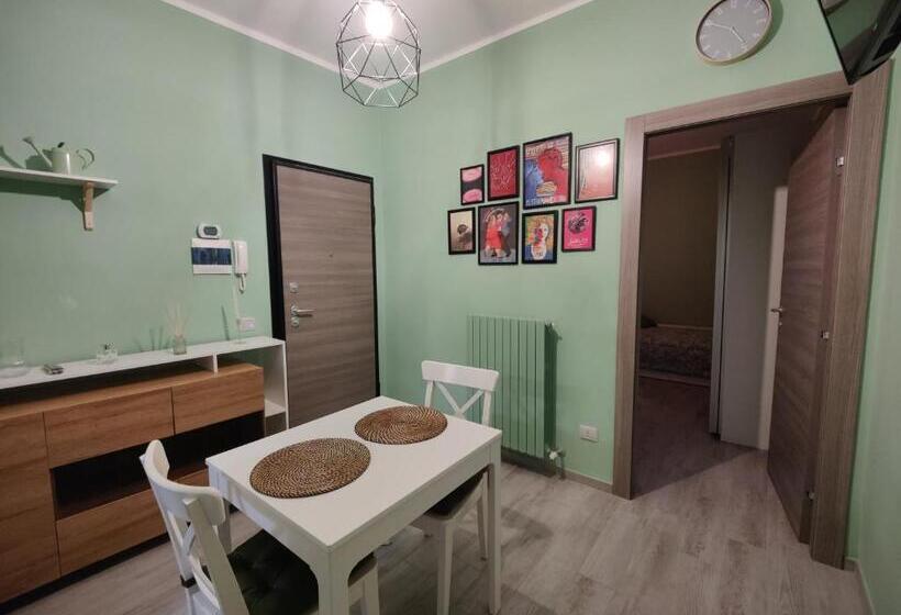 پانسیون Il Vicoletto Holiday Rooms