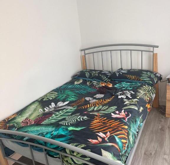 بنسيون Mini Guesthouse   Urban Escape