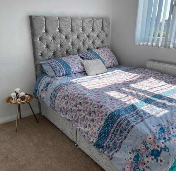 بنسيون Nishat & Amaan