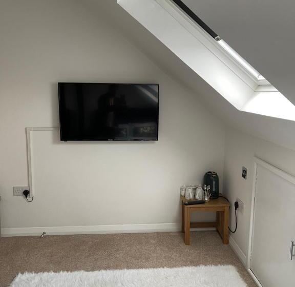 بنسيون Nishat & Amaan