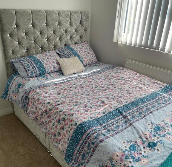 بنسيون Nishat & Amaan