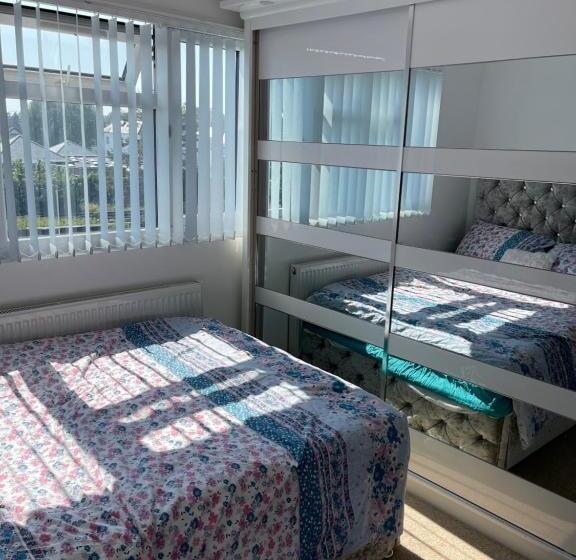 بنسيون Nishat & Amaan