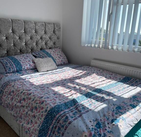 بنسيون Nishat & Amaan