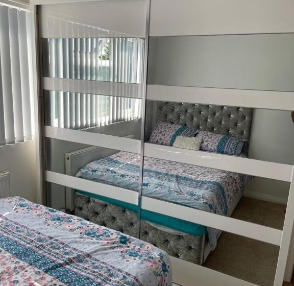 بنسيون Nishat & Amaan