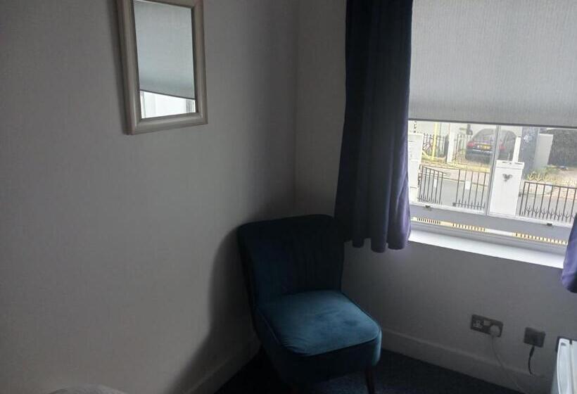 بنسيون Number Three