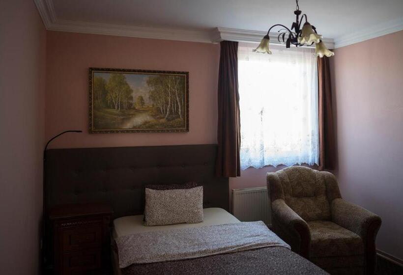 펜션 Penzión Royal