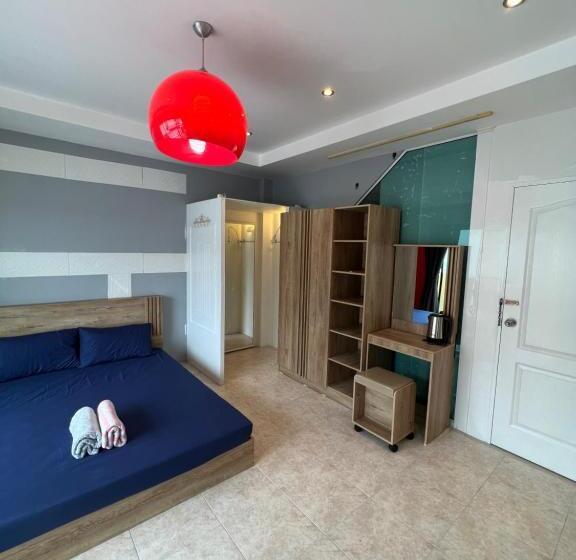 膳宿费 Petunya Phuket Guest House