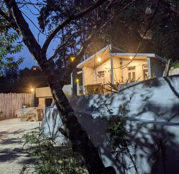 ペンション Rilassare Stays Cottage