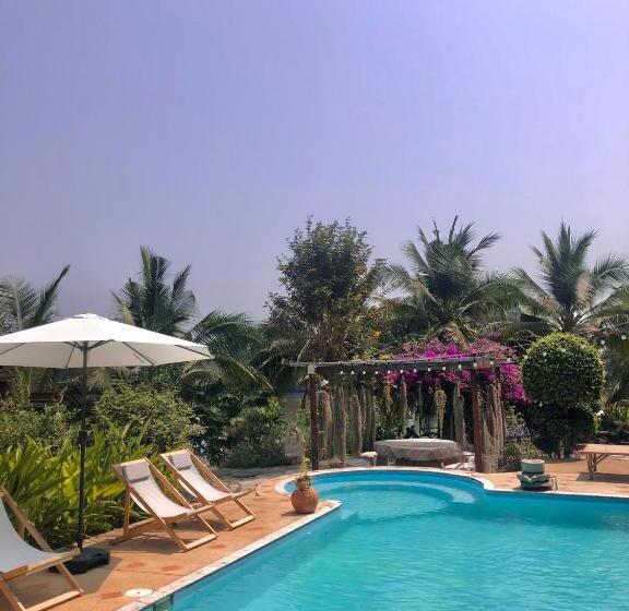 Пансион River Flow House Bangtanod