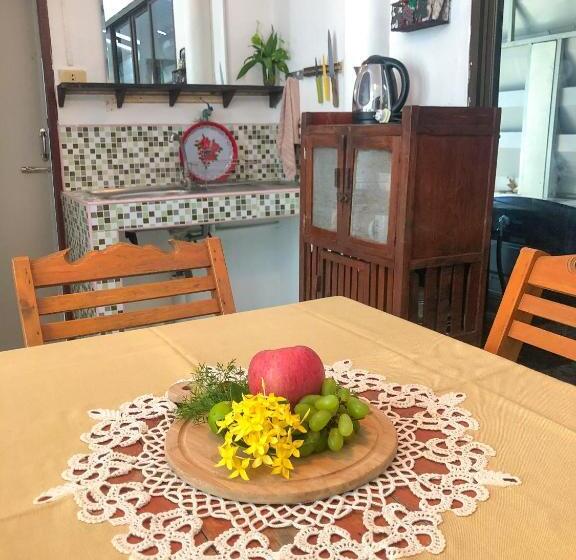 Пансион River Flow House Bangtanod