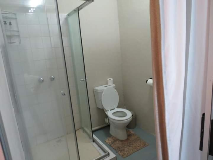 פנסיון Rus  N Bietjie Guesthouse/self Catering