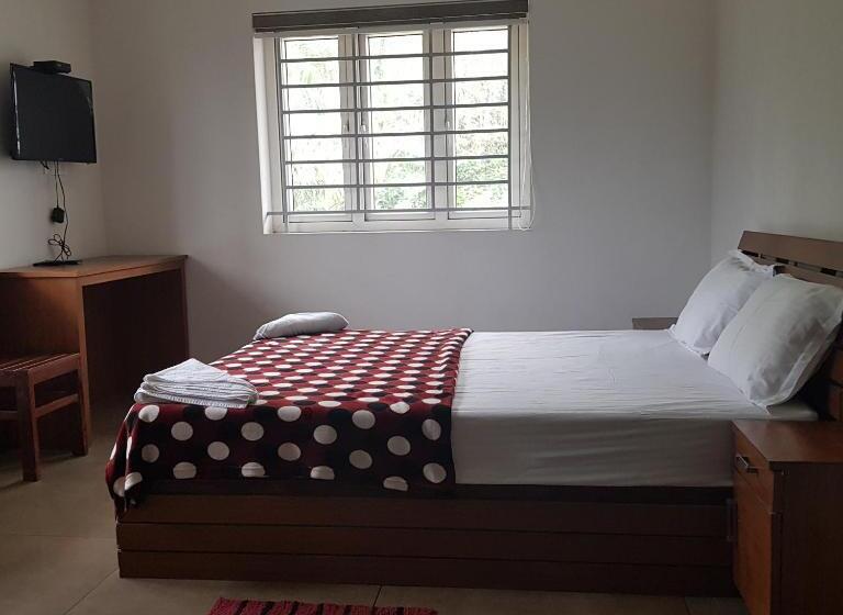 פנסיון Serene Mountains