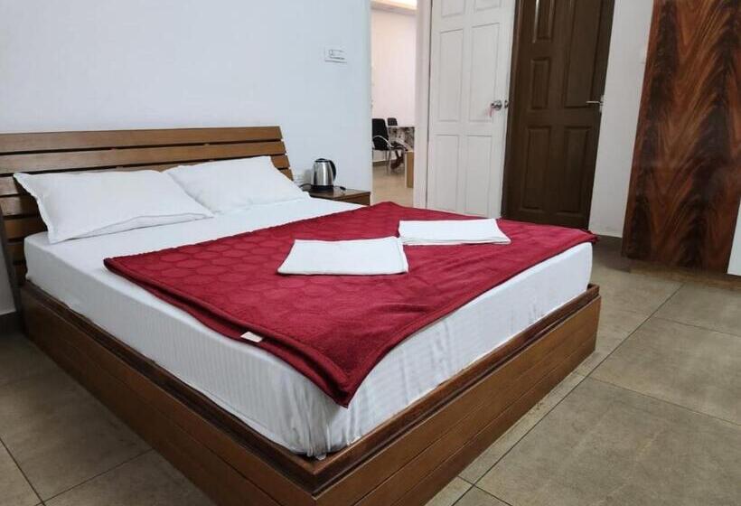 פנסיון Serene Mountains