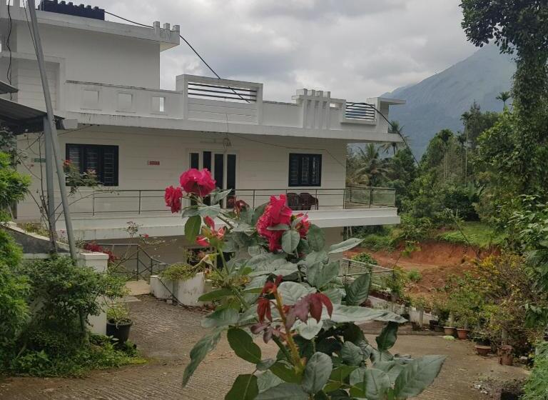 פנסיון Serene Mountains