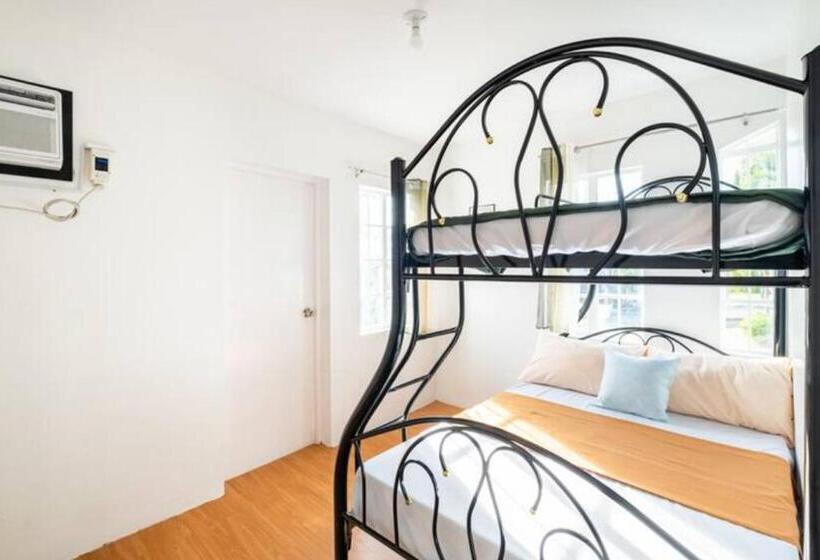 פנסיון Smyleinn Camella Jade