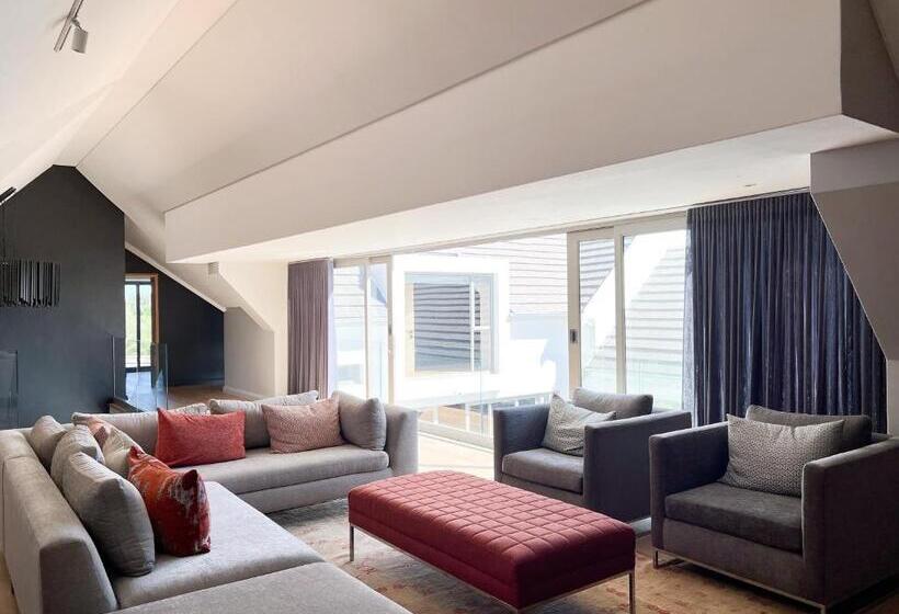 ペンション Sunset Lodge Guest House