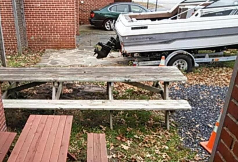 ペンション ~the Firefly Guesthouse~