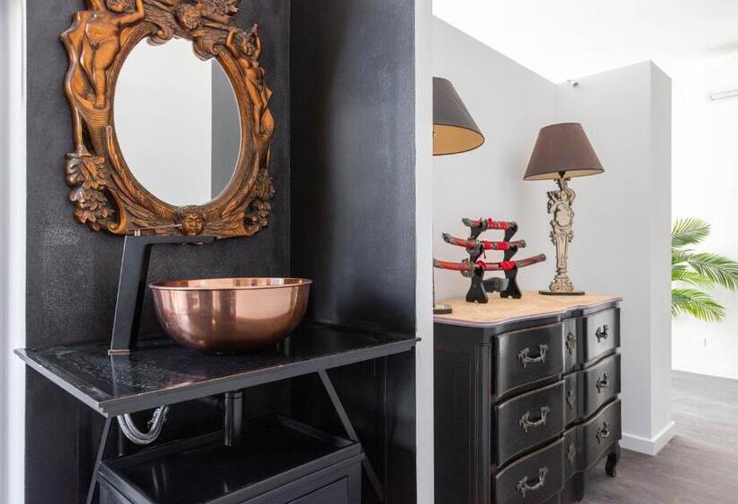 بنسيون Chambre D Hôtes De Luxe, Toulon Mourillon, 4 Belles Chambres, Piscine