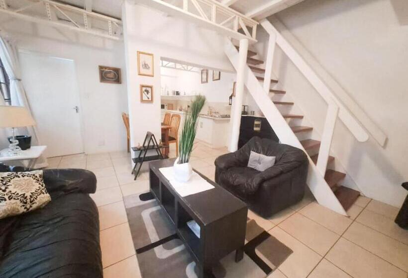 פנסיון Villa Jullienne   A Home Away From Home   Unit 4