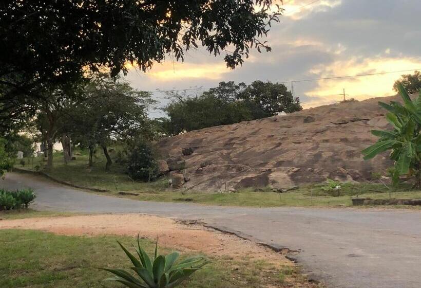 פנסיון Villa Jullienne   A Home Away From Home   Unit 4