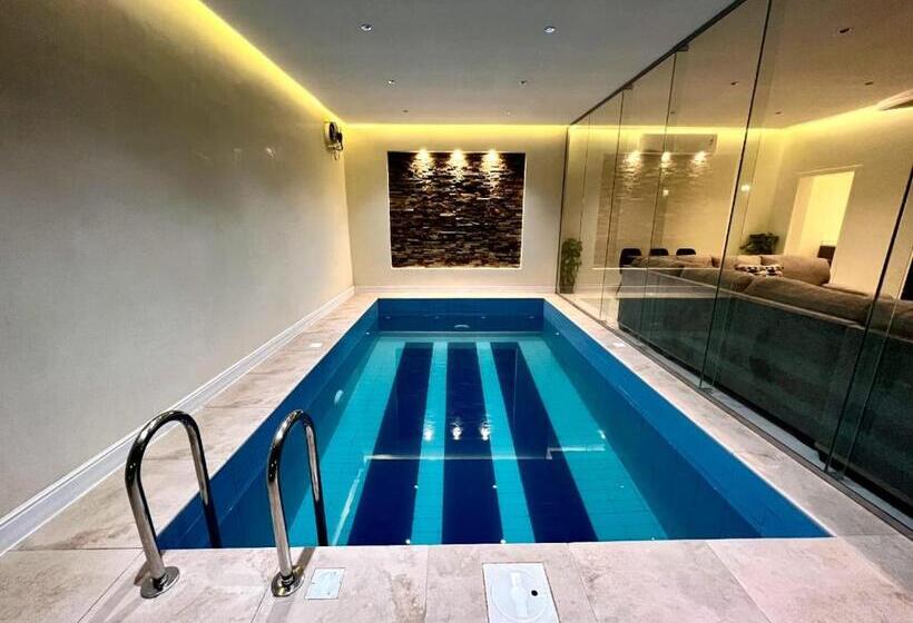 استراحتگاه شالية لوتس بارك