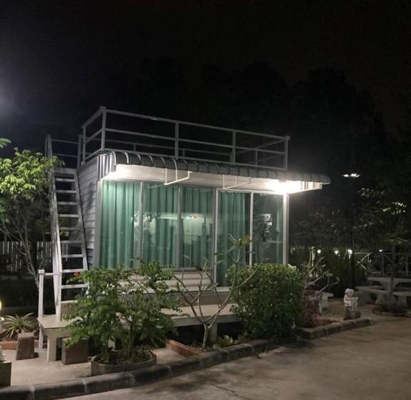 Resort วิวธารารีสอร์ท