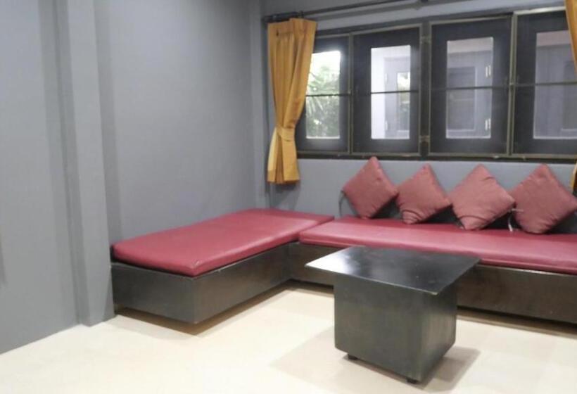 Airport Garden Resort