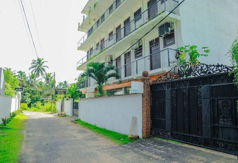 Travellers Hotel Hikkaduwa