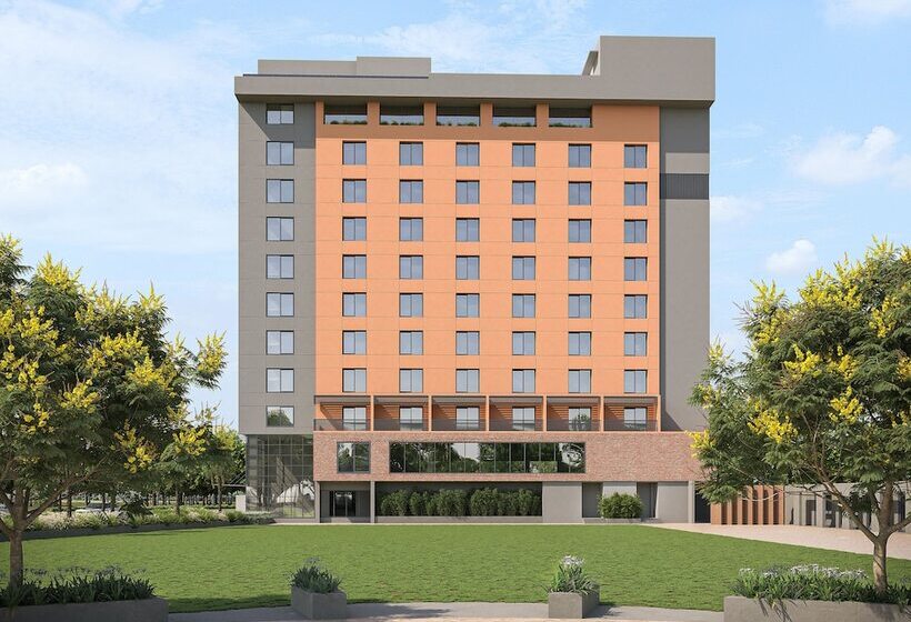 Treat Hotel, Nashik City Center