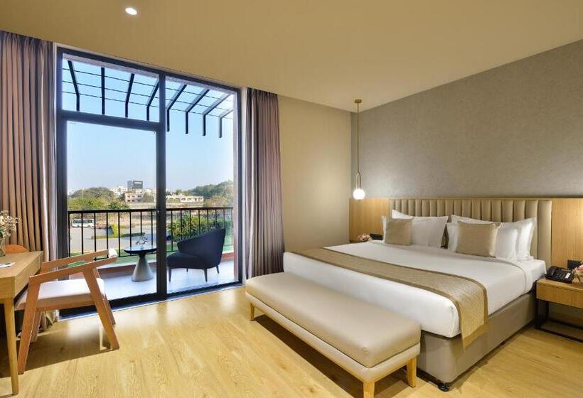 Treat Hotel, Nashik City Center