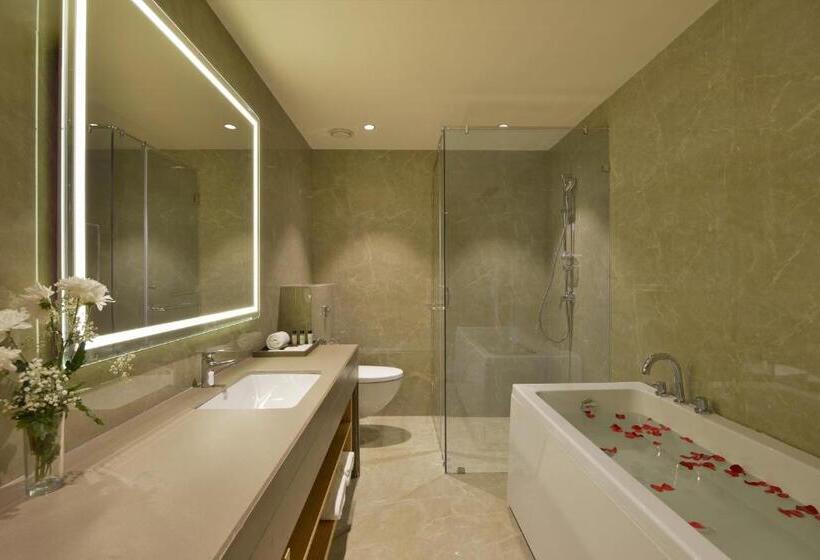 Treat Hotel, Nashik City Center