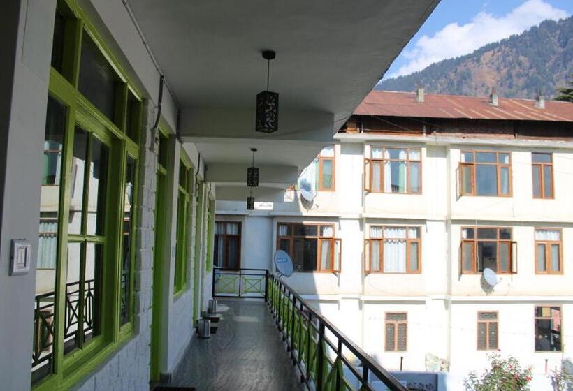 Trippy Turtle Hostel