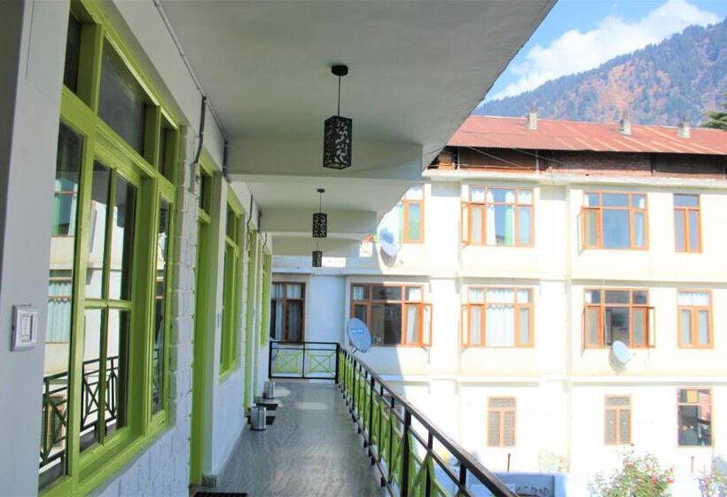 Trippy Turtle Hostel