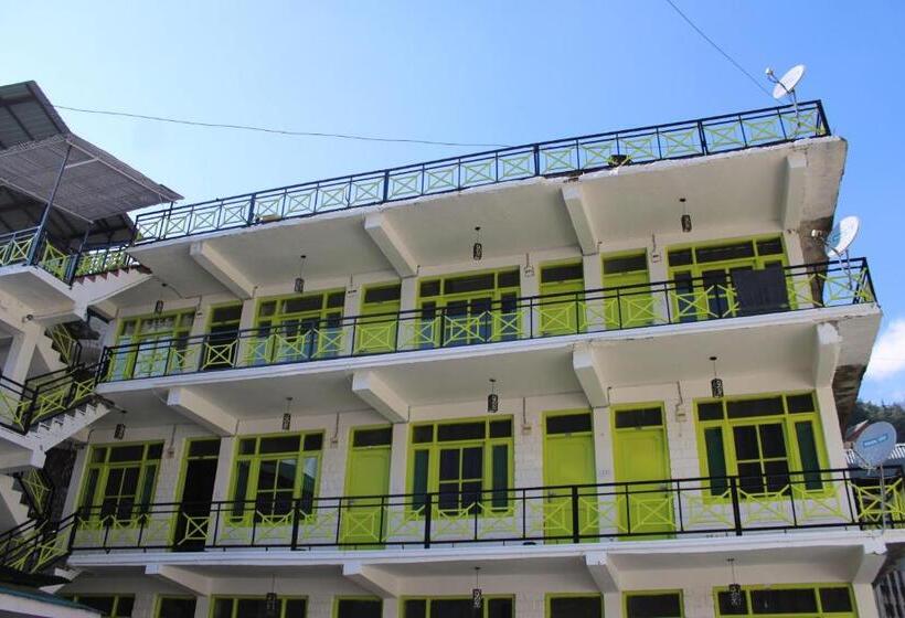 Trippy Turtle Hostel