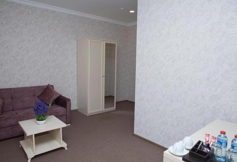 Vi̇va Boutique & Mirror Deluxe Hotel S Baku