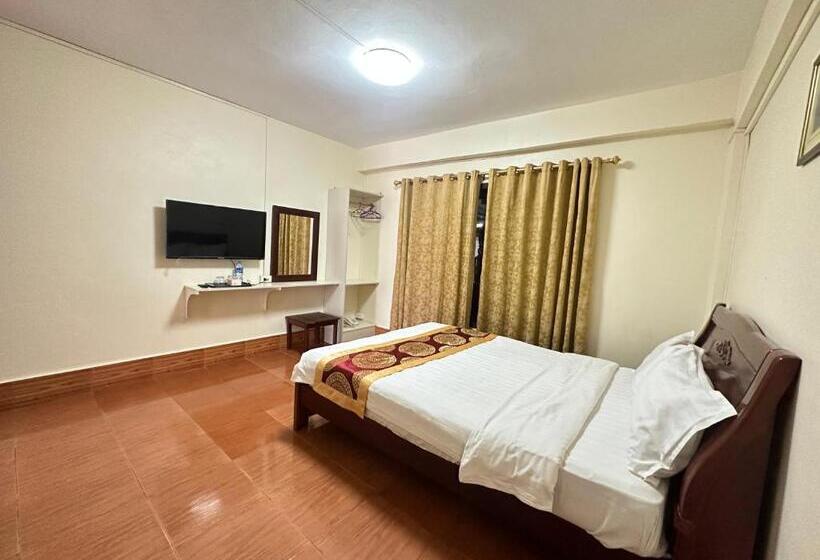 万象莉莉酒店 Lily