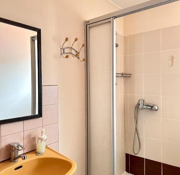 ユースホステル альтана