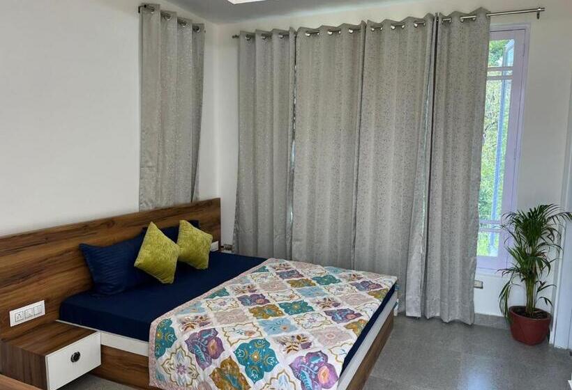 旅馆 Bir Backpackers