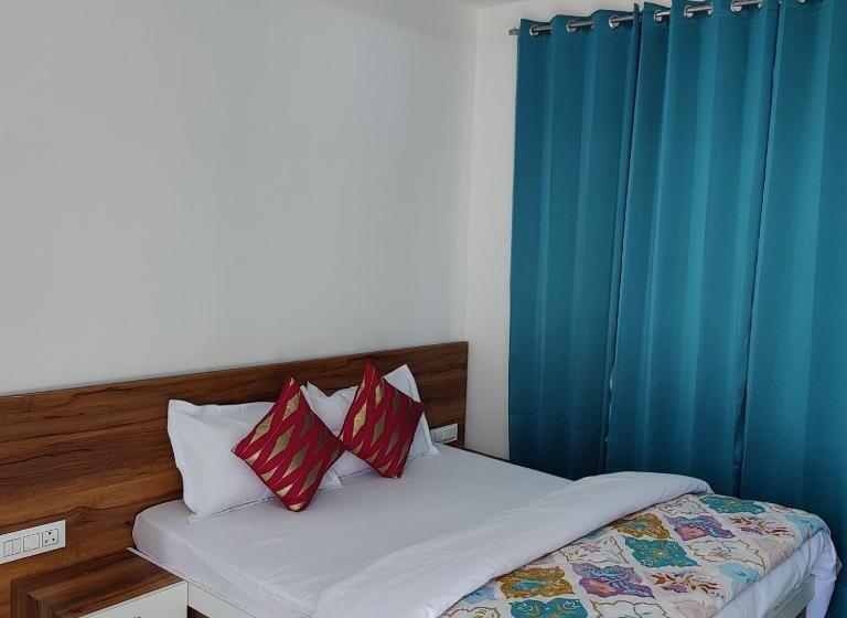 旅馆 Bir Backpackers