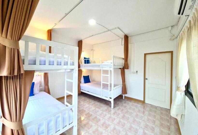 호스텔 Costa Bed Cha Am